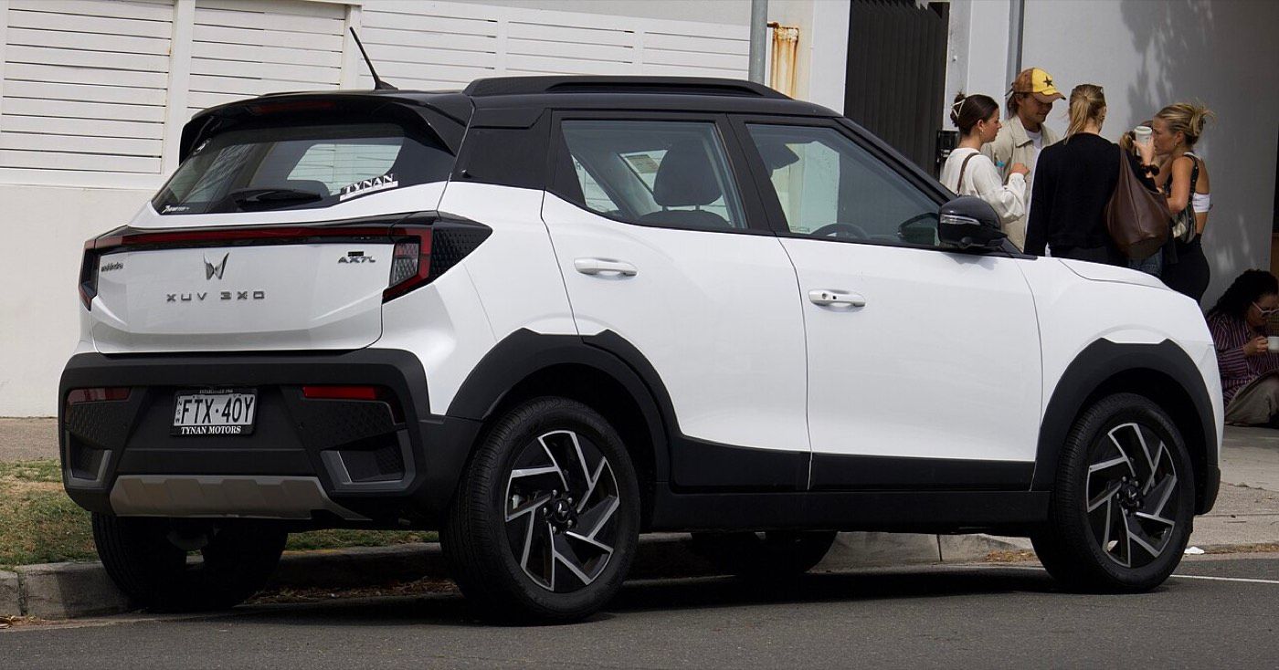 Mahindra XUV 3XO — comparison cover